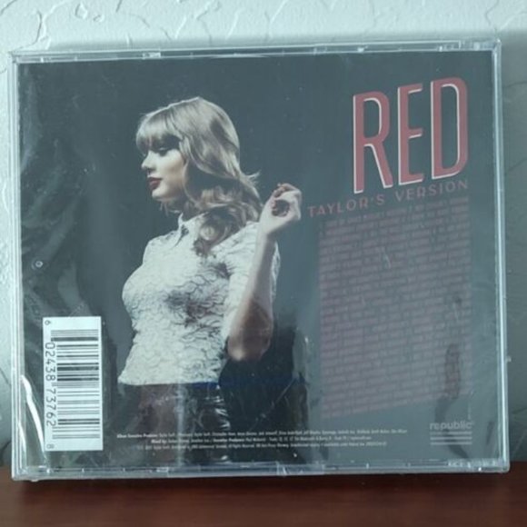NWT SEALED TAYLOR SWIFT RED (TAYLOR'S VERSION) CD - Picture 2 of 2